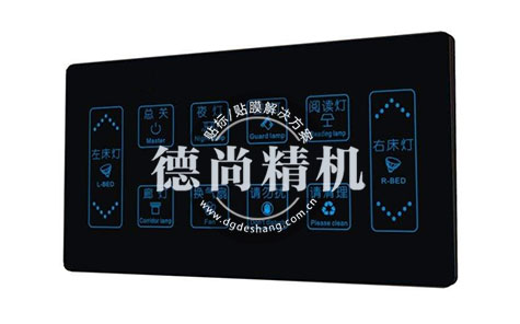 高光面開(kāi)關(guān)面板自動(dòng)貼膜機(jī)防刮傷？
